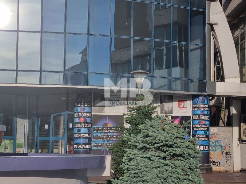 NEW! 0% COMISION! Vânzare spaţiu birouri cu acces pietonal, situat in Targu Jiu, zona ultracentrala.